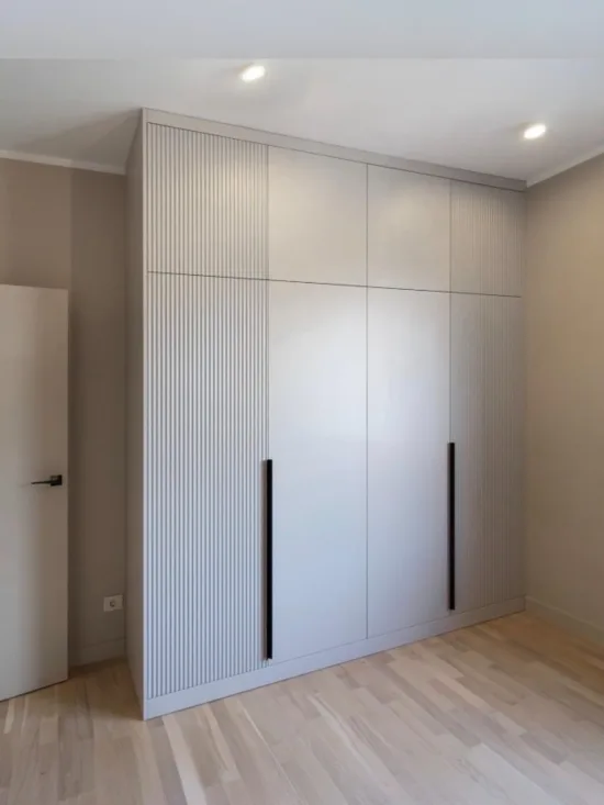 ארון דגם RIFF